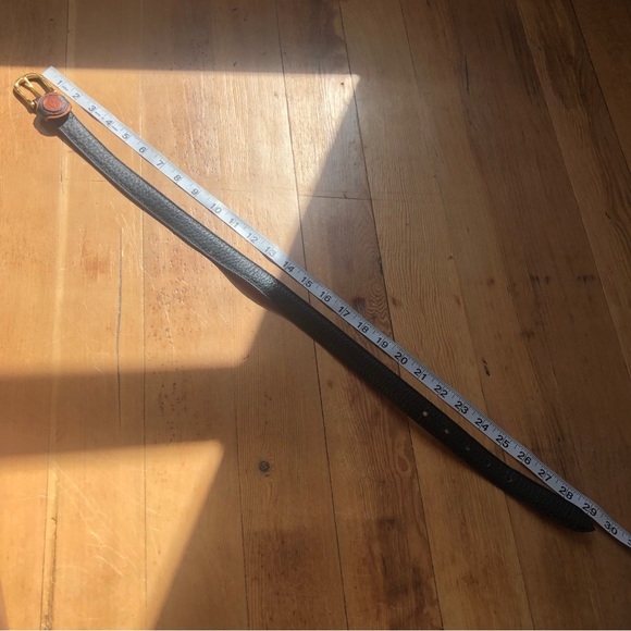 Vintage Dooney & Bourke all weather pebbled Black British Tan Belt -USA … - Picture 11 of 11